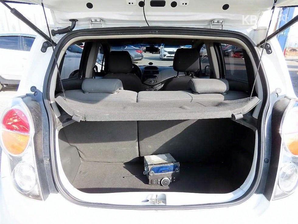 Chevrolet Spark — miniaturë 18
