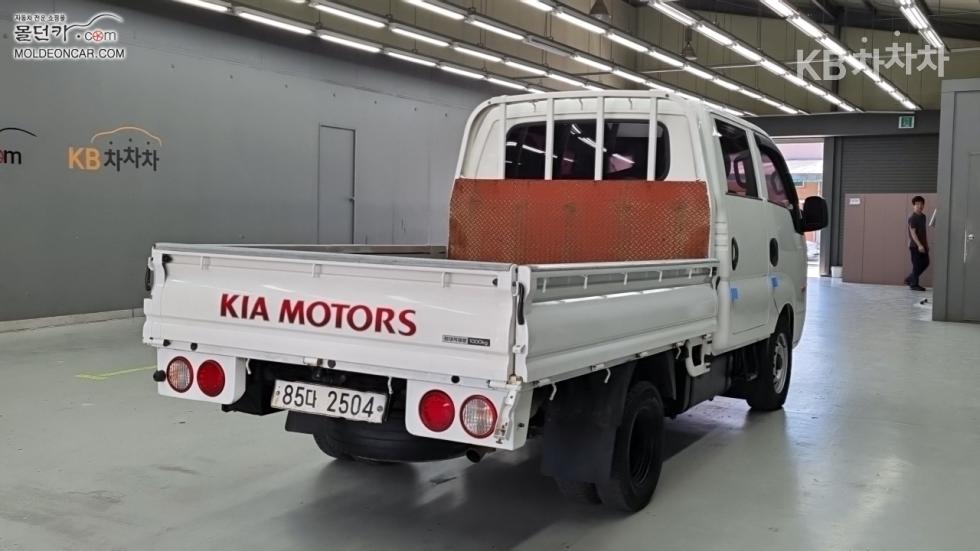 2015 - kia bongo iii