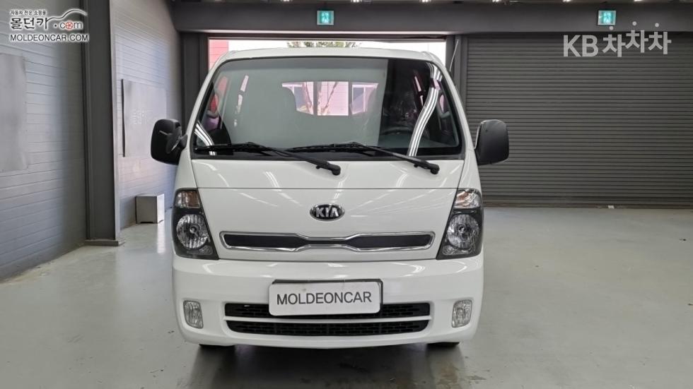2015 - kia bongo iii
