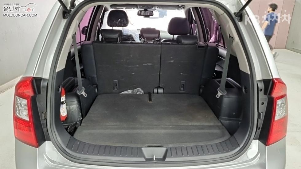 Kia Carens — miniaturë 18