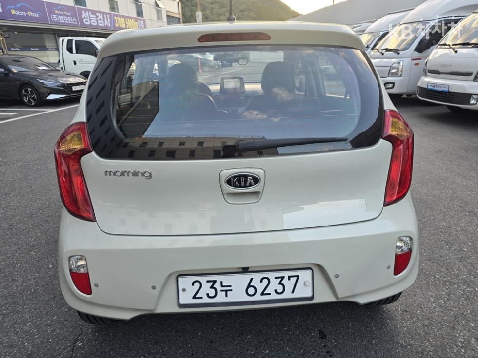 2012 - kia morning
