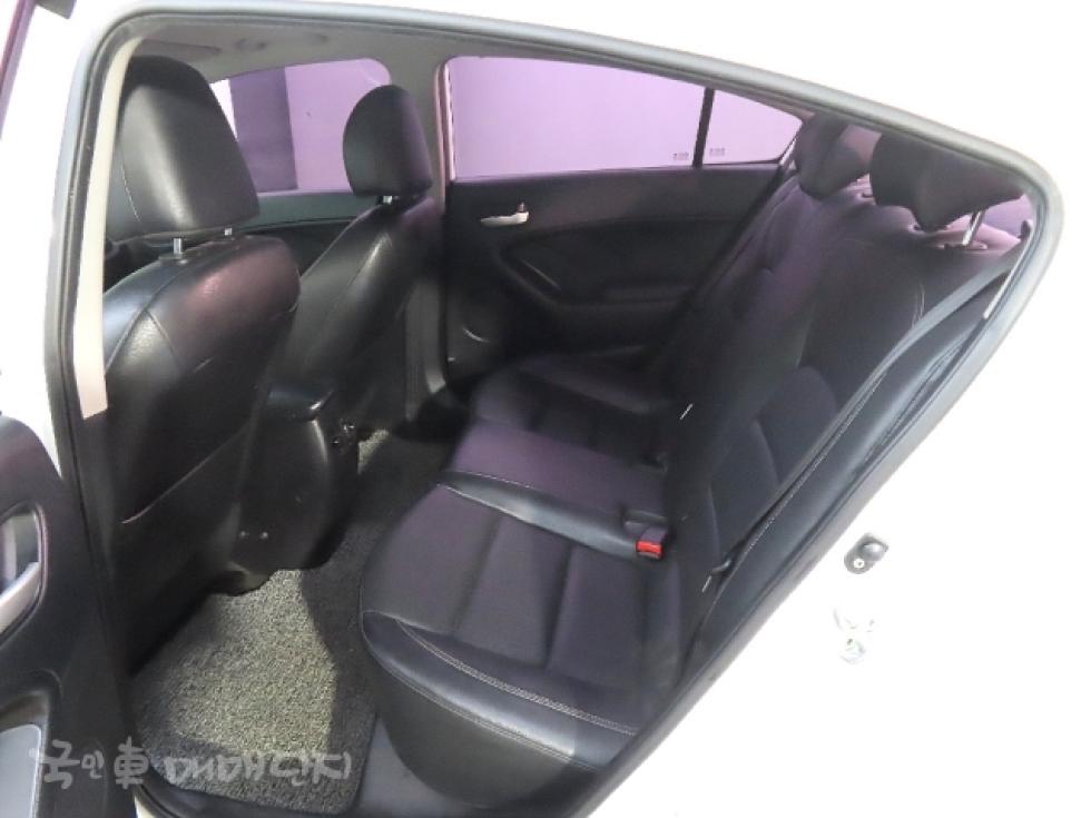 2014 - kia k3