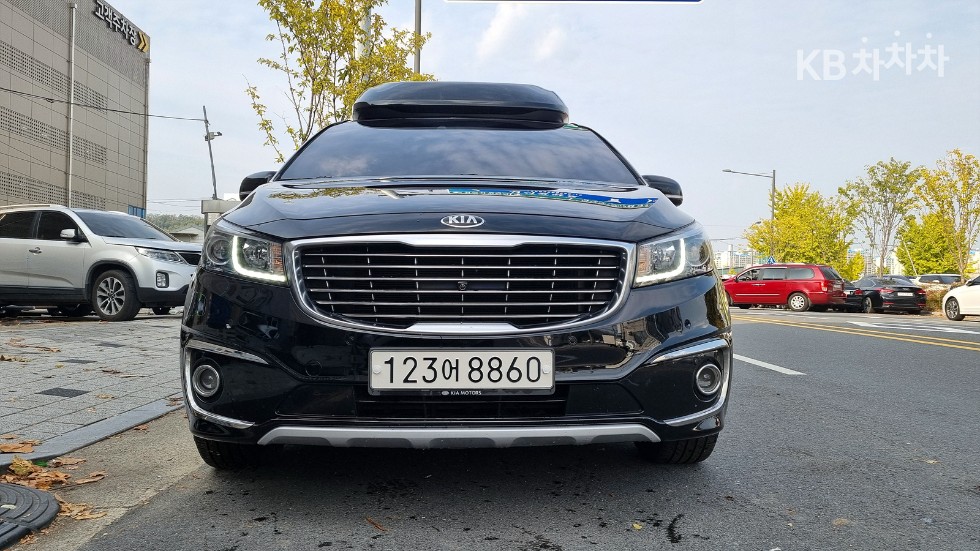 2017 - kia carnival