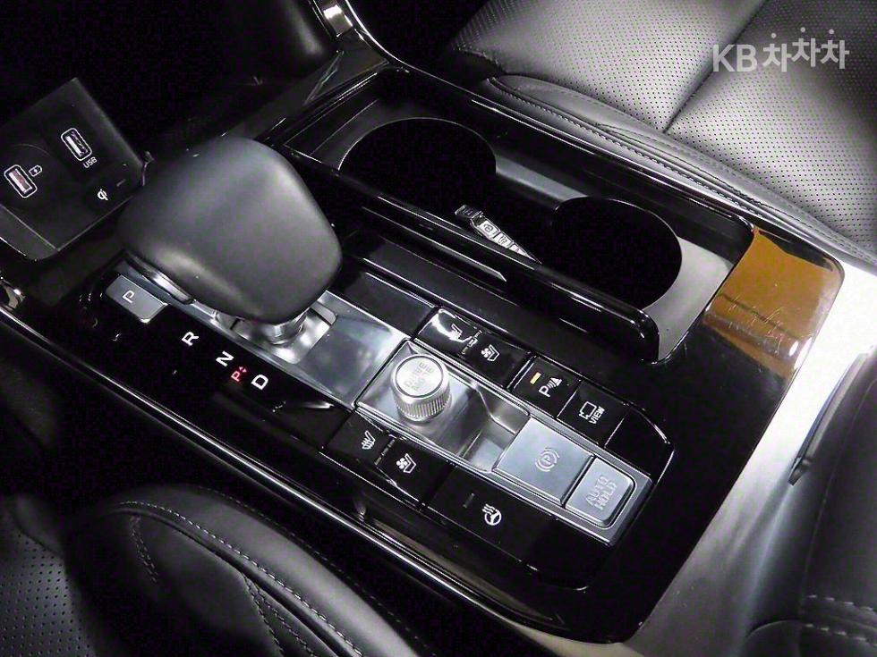 2020 - kia k7