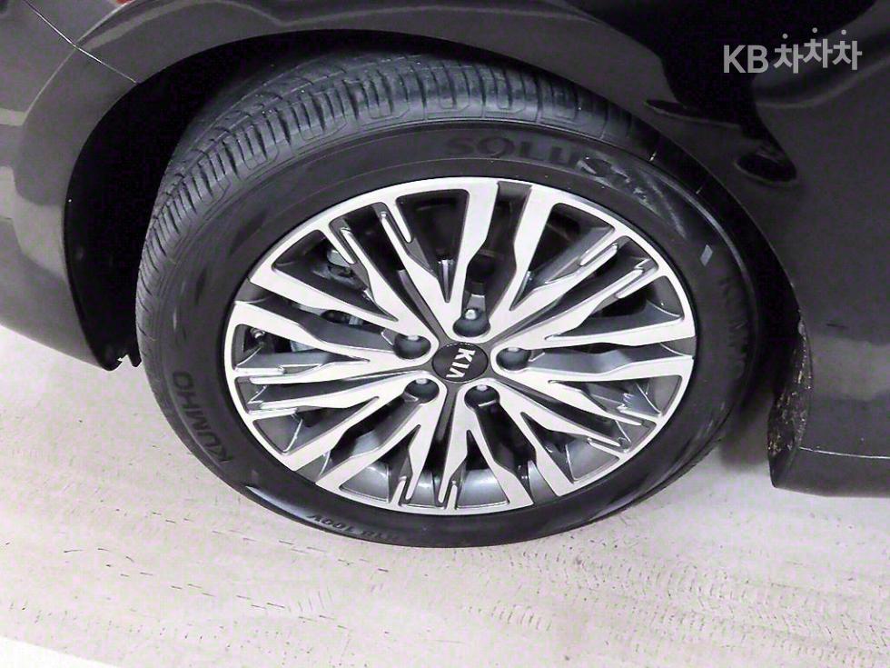 2020 - kia k7