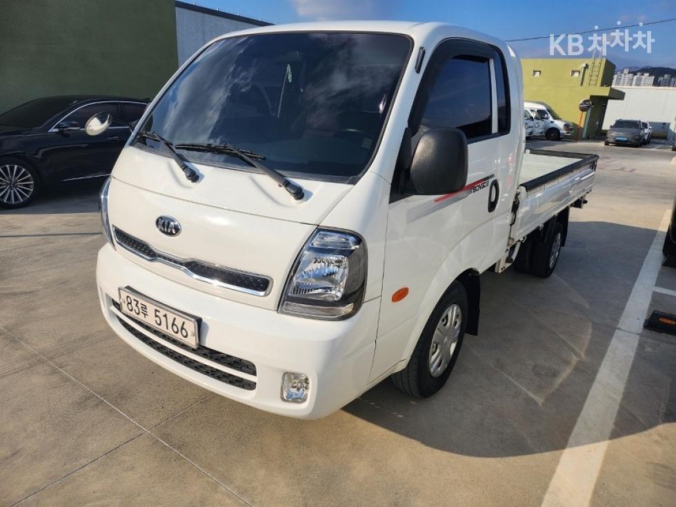 2020 - kia bongo iii