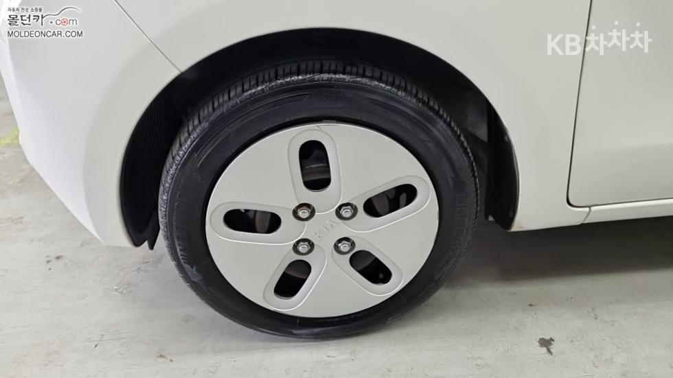2013 - kia ray