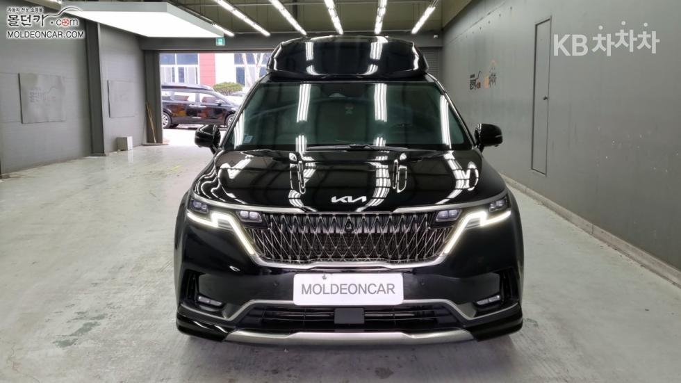 2023 - kia carnival