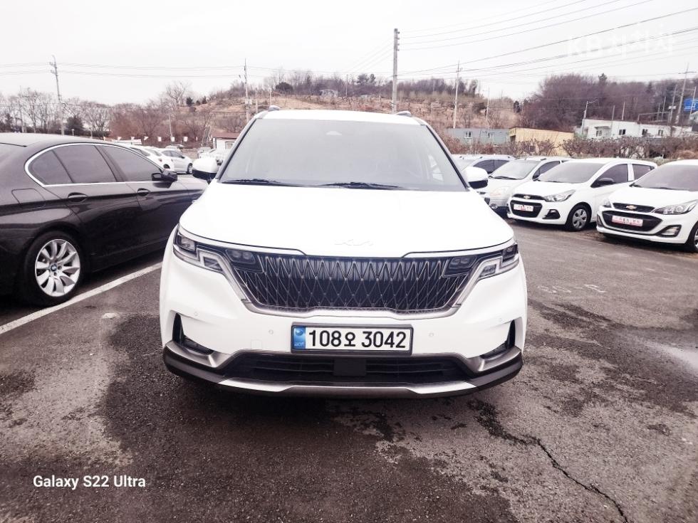 2022 - kia carnival