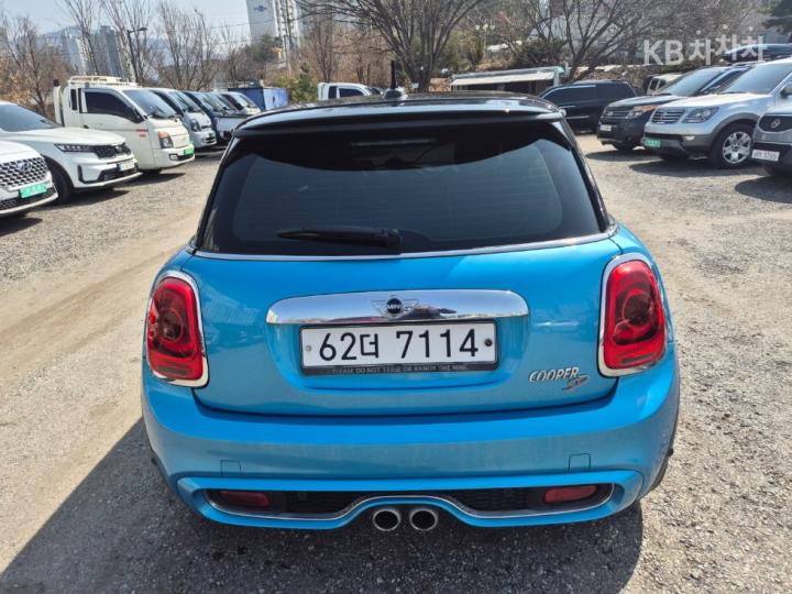 Mini Cooper SD 2.0 Base Type 6