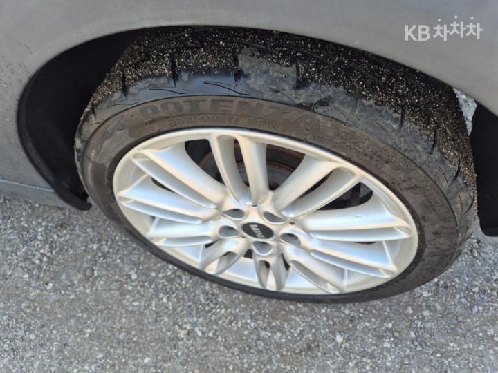 Mini Cooper SD 2.0 Base Type 9