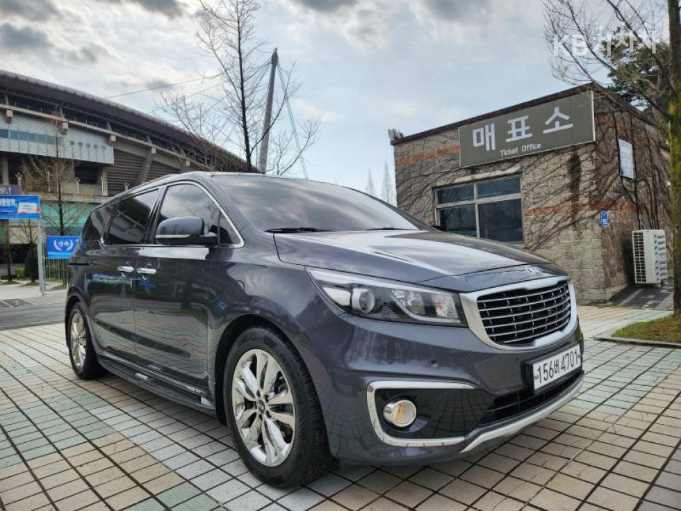 2015 - kia carnival