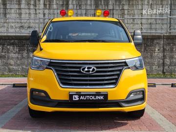 Hyundai Starex LPi 어린이보호차 12인승 — foto 1