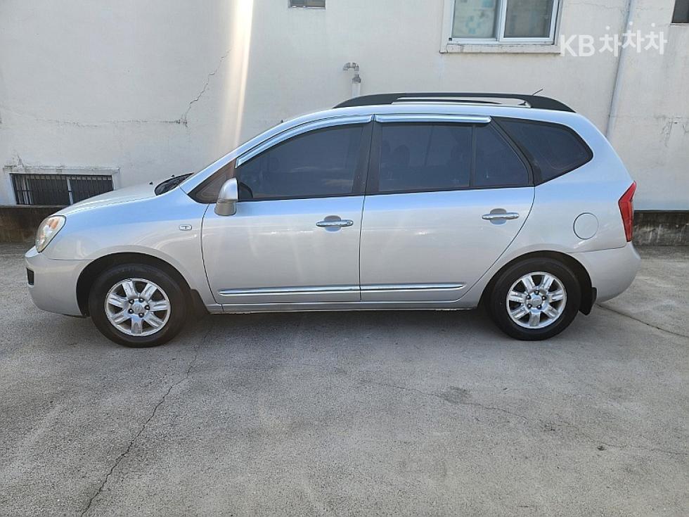 2010 - kia carens