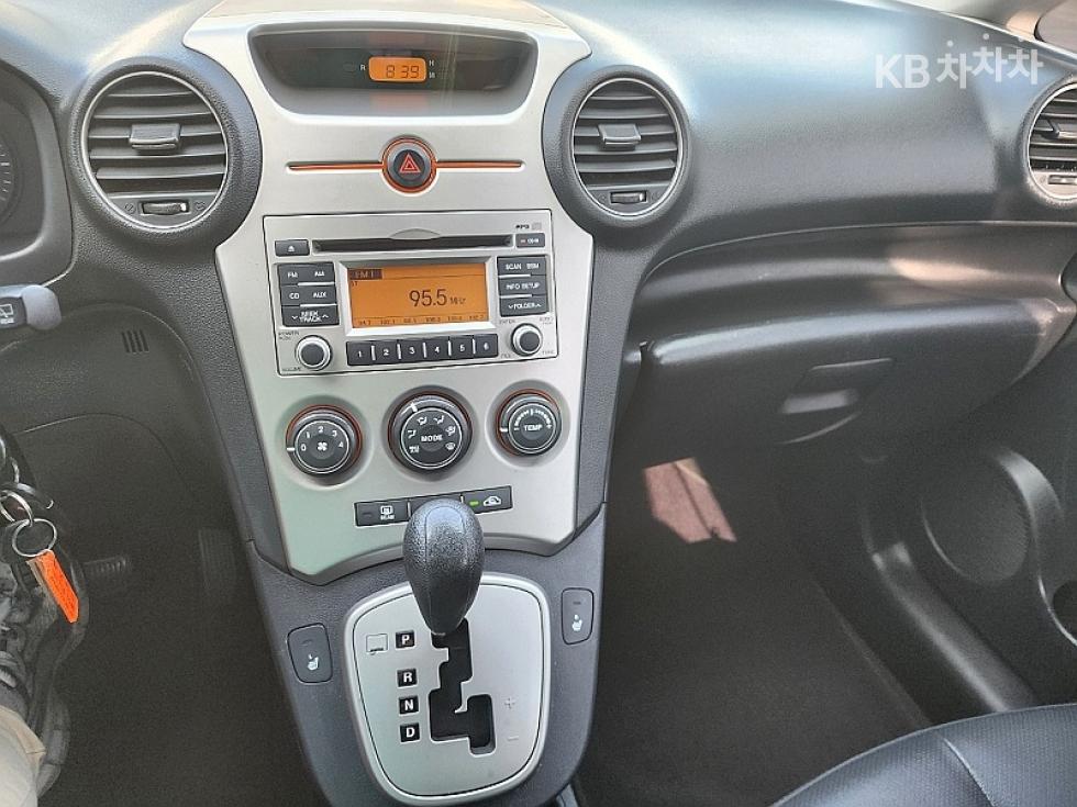 2010 - kia carens