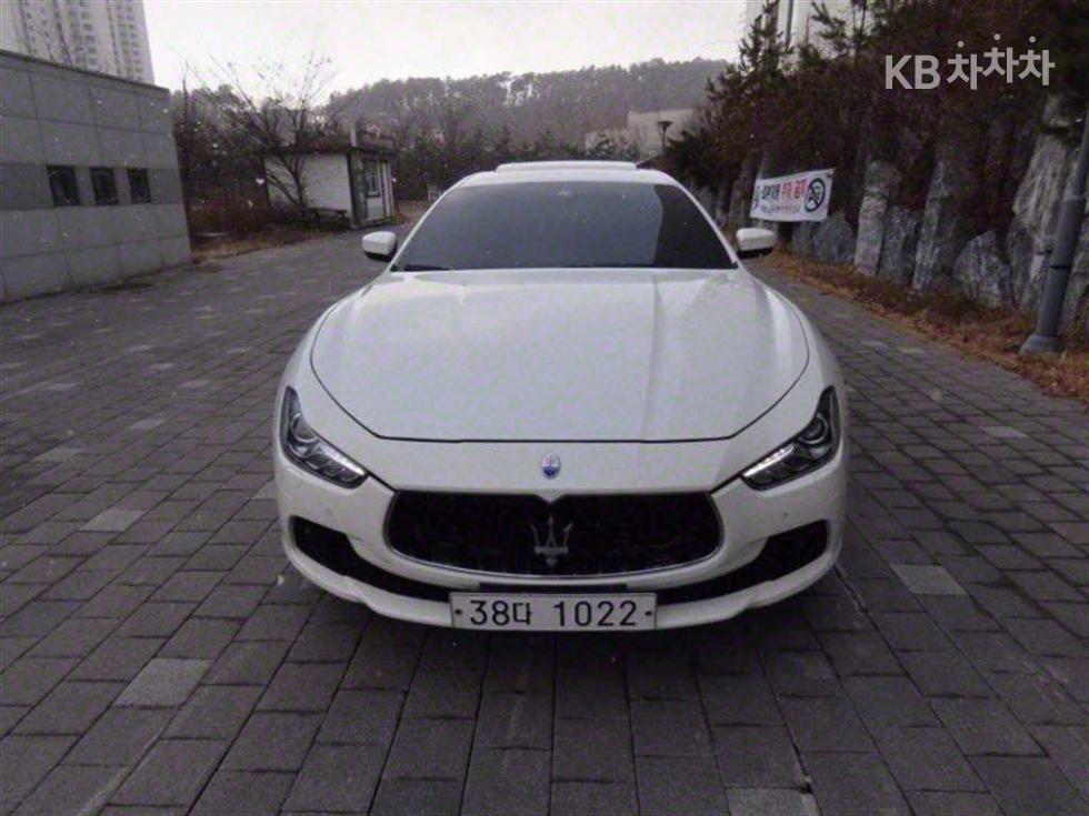 Maserati Гибли