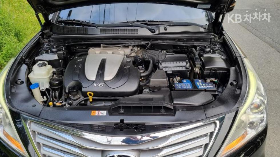 Hyundai Grandeur — miniaturë 18