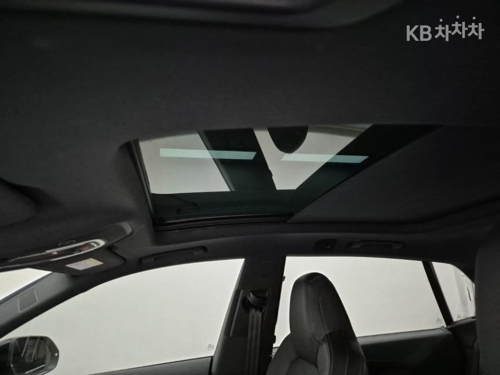 Audi Q8 — miniaturë 13