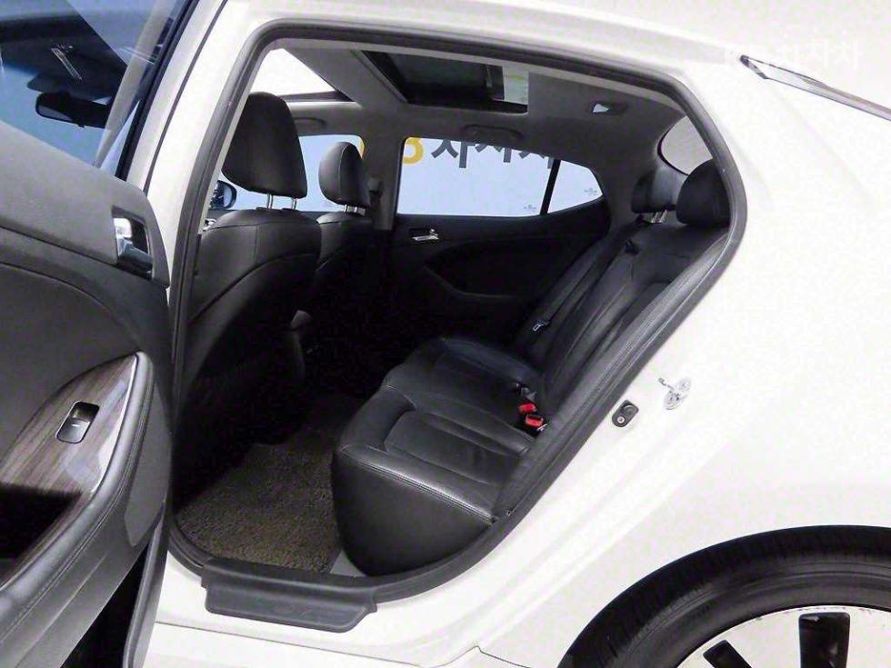 2011 - kia k5