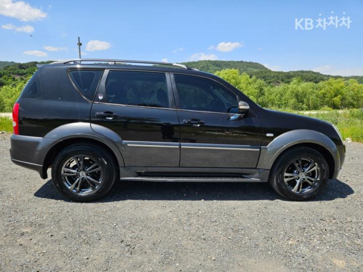 KG Mobility (Ssangyong) Rexton Super RX4 4WD Edition 8