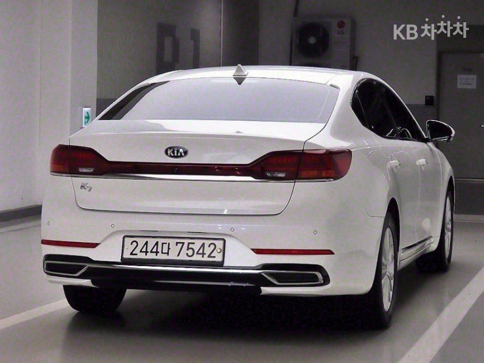 2020 - kia k7