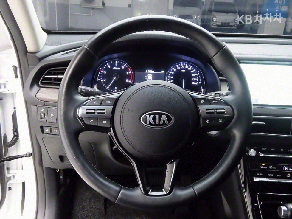 2020 - kia k7