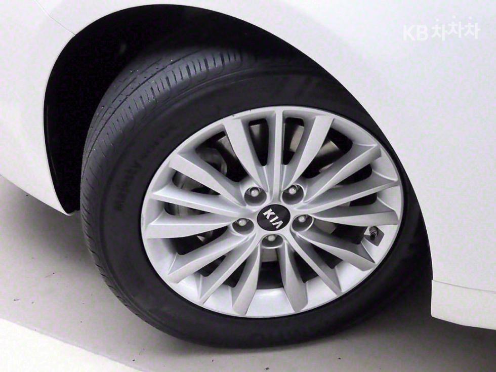 2020 - kia k7