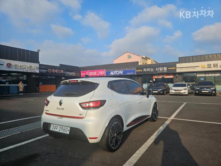 Renault Clio 1.5dci Intense 5