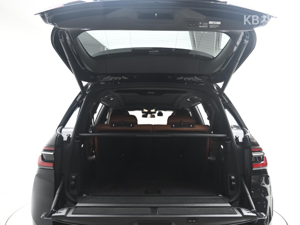 BMW X7 — miniaturë 9