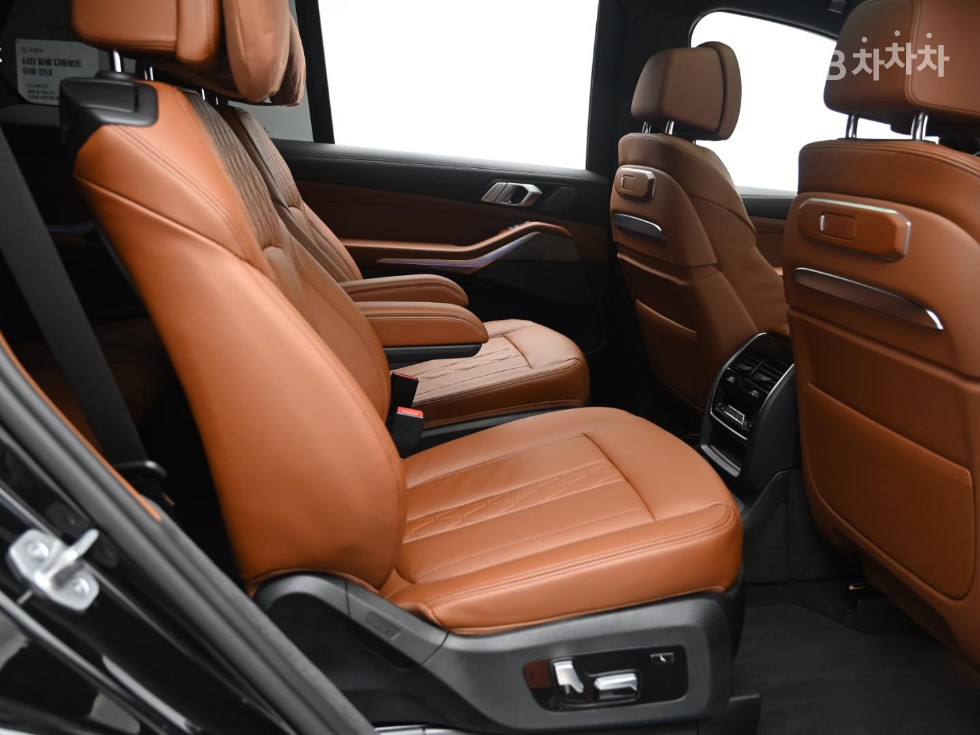 BMW X7 — miniaturë 13