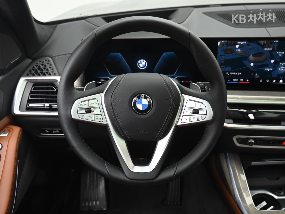 BMW X7 — miniaturë 14