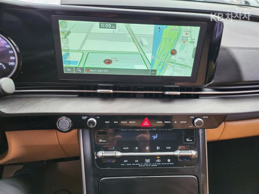 2021 - kia carnival