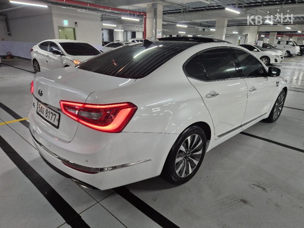 2014 - kia k7