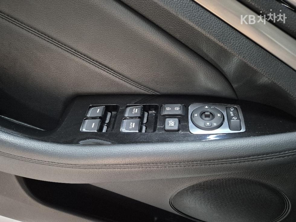 2014 - kia k7