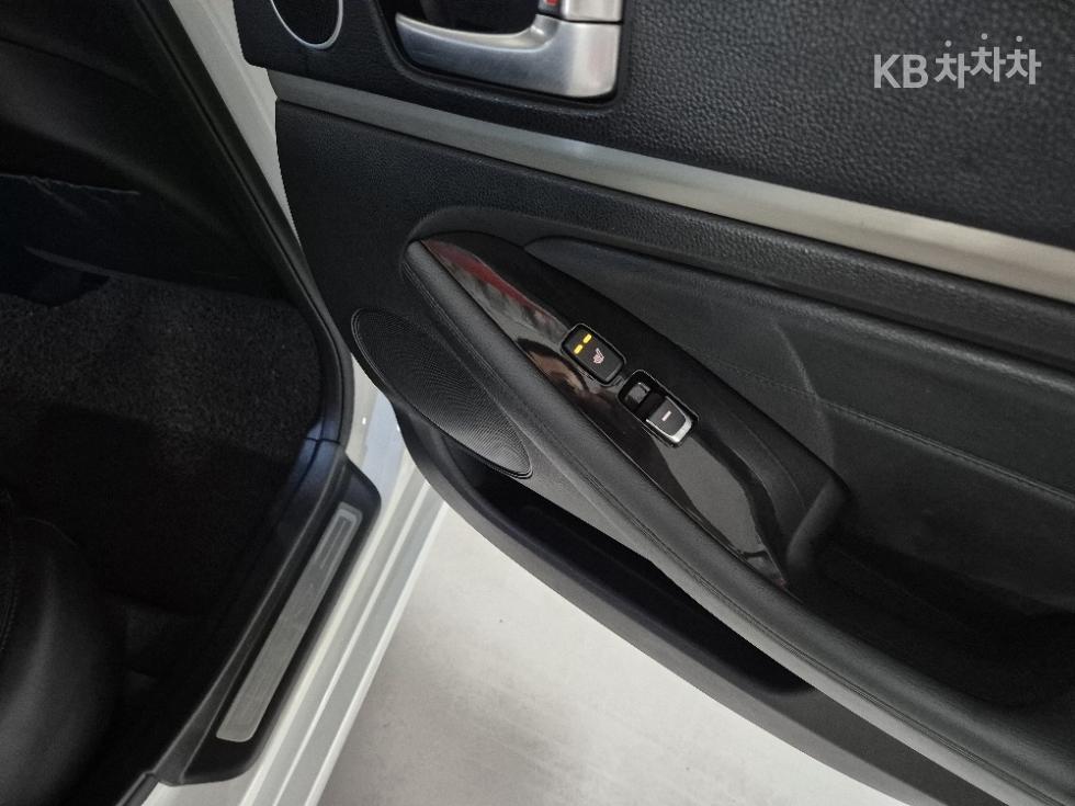 2014 - kia k7
