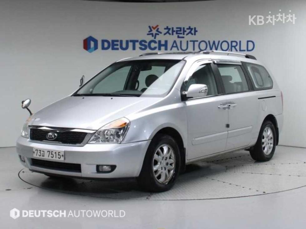 2013 kia carnival
