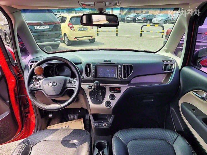 Kia Ray 1.0 Gasoline Prestige 6