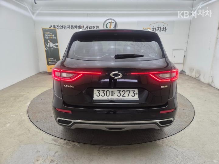 Renault QM6 2.0 LPe 2WD RE Signature 4