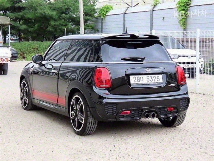 Mini Cooper 3 Duo S 1.6 JCW — фото 3