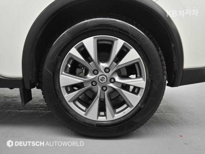 Nissan Murano 2.5 Hybrid Platinum 6