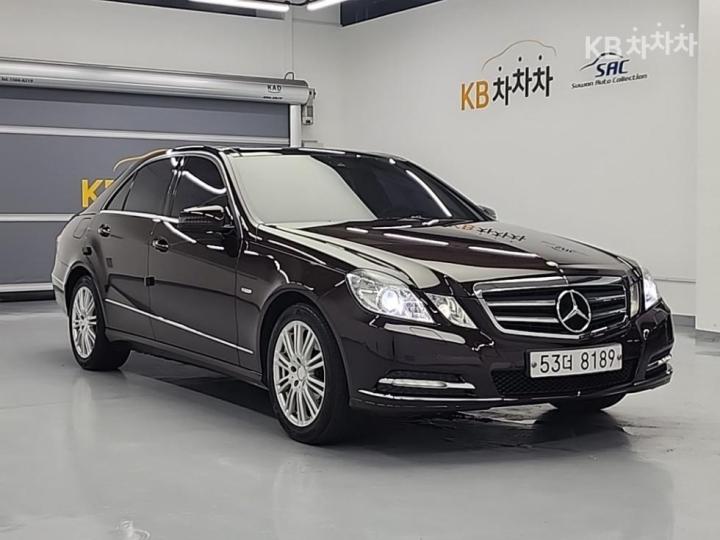 Mercedes-Benz E-Class New E300 Elegance W212 2009-2013 5