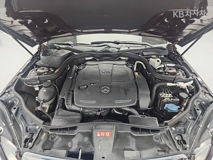 Mercedes-Benz E-Class New E300 Elegance W212 2009-2013 6