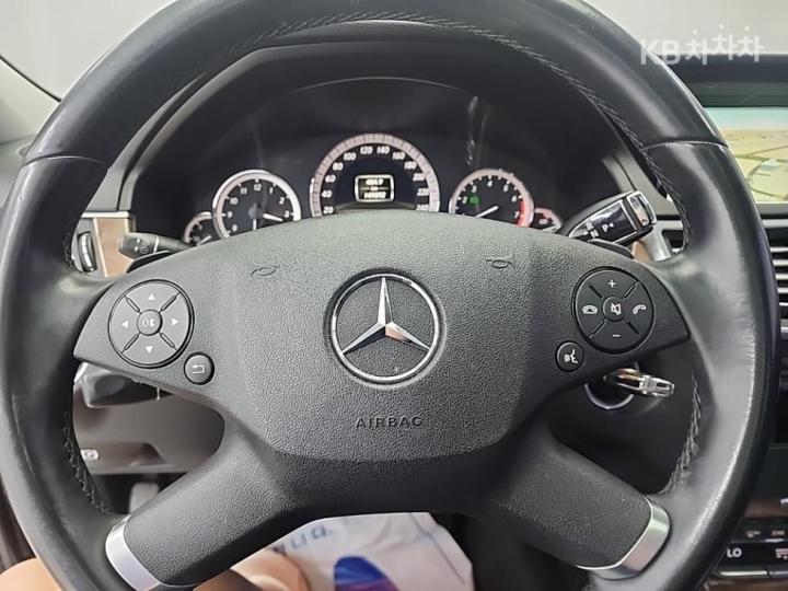 Mercedes-Benz E-Class New E300 Elegance W212 2009-2013 10