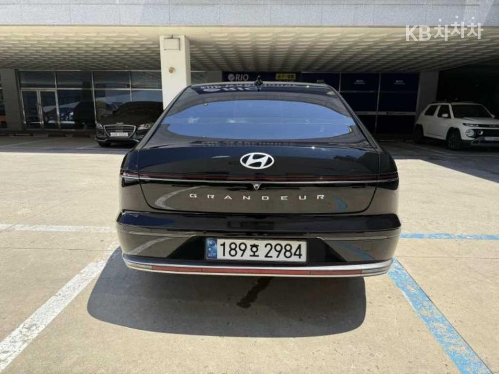 2025 - hyundai grandeur