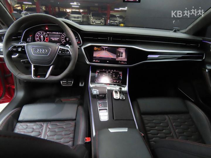 Audi RS7 4K8 4.0 TFSI Base Type 8