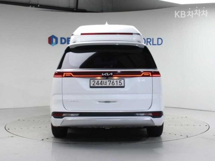 Kia Carnival High Limousine G3.5 GDI Signature 5