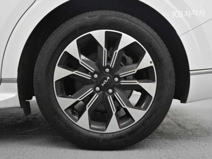 Kia Carnival High Limousine G3.5 GDI Signature 6