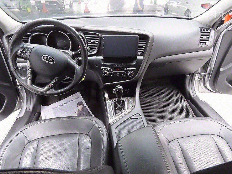 2011 - kia k5