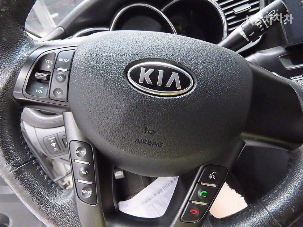 2011 - kia k5