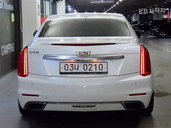 Cadillac CTS 2.0 Luxury 6